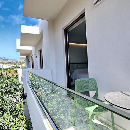 Elmaral Living Experience "Adults Only" Lejlighed Agia Pelagia Eksteriør billede